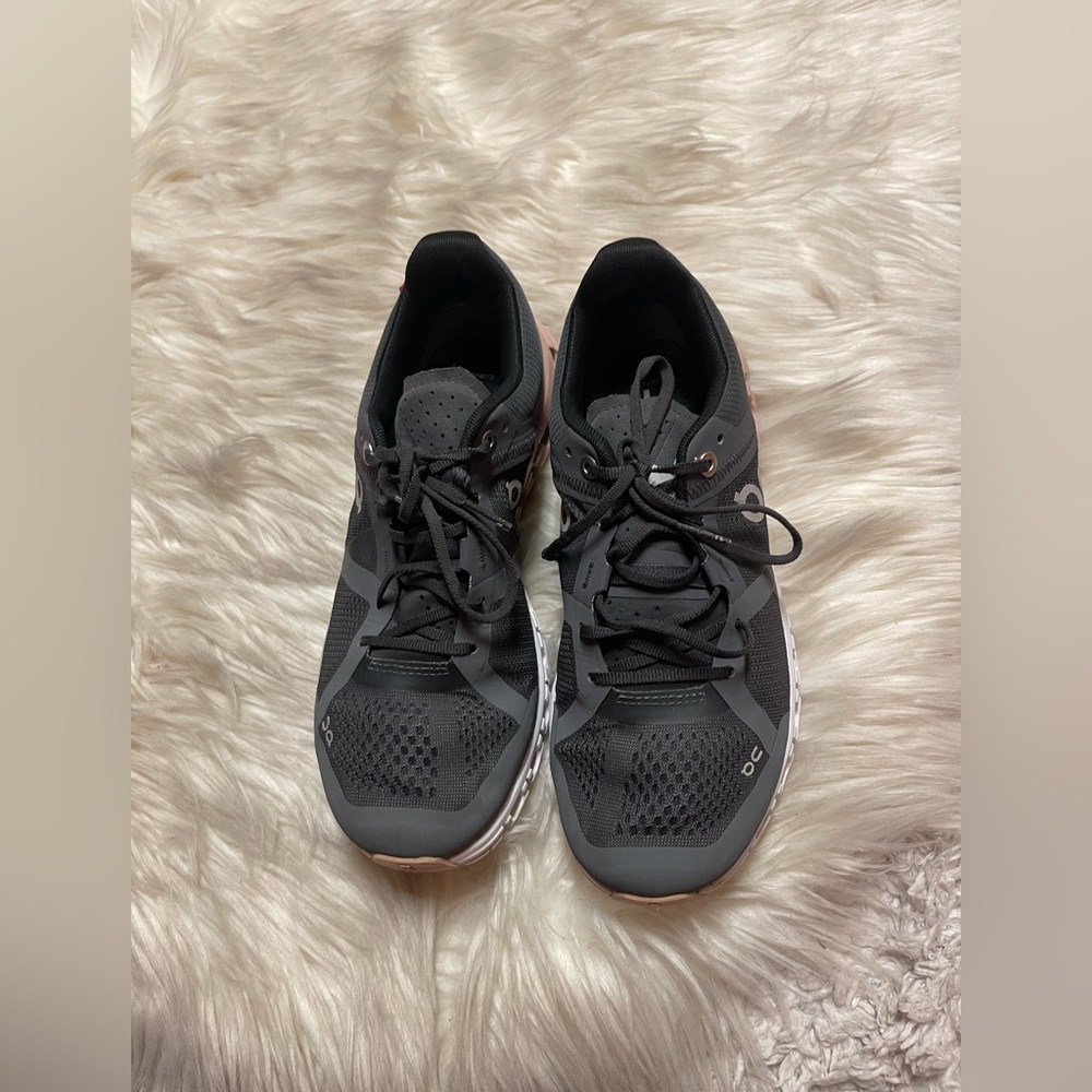 On Running Women's Shoes - Black and Gray